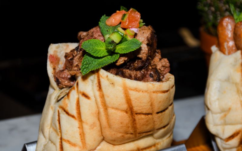 shawarma nutrition chart protein carbs fat breakdown