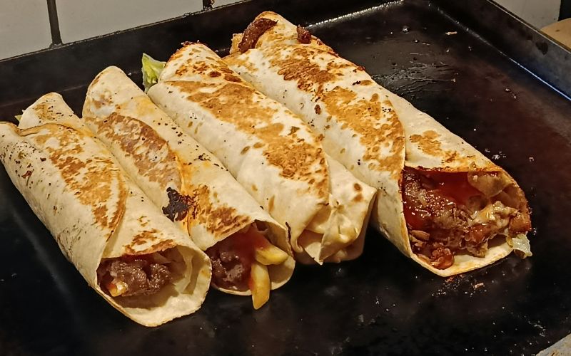 chicken shawarma wrap ingredients pita vegetables